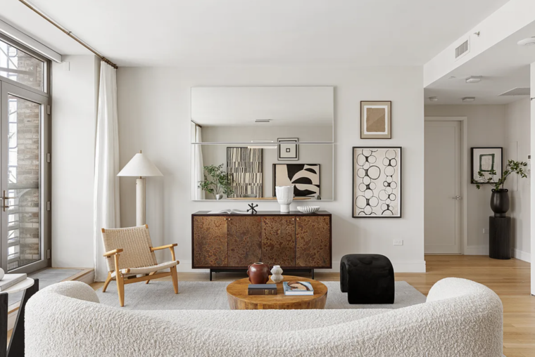 Online design Modern Living Room by Leanna S. thumbnail
