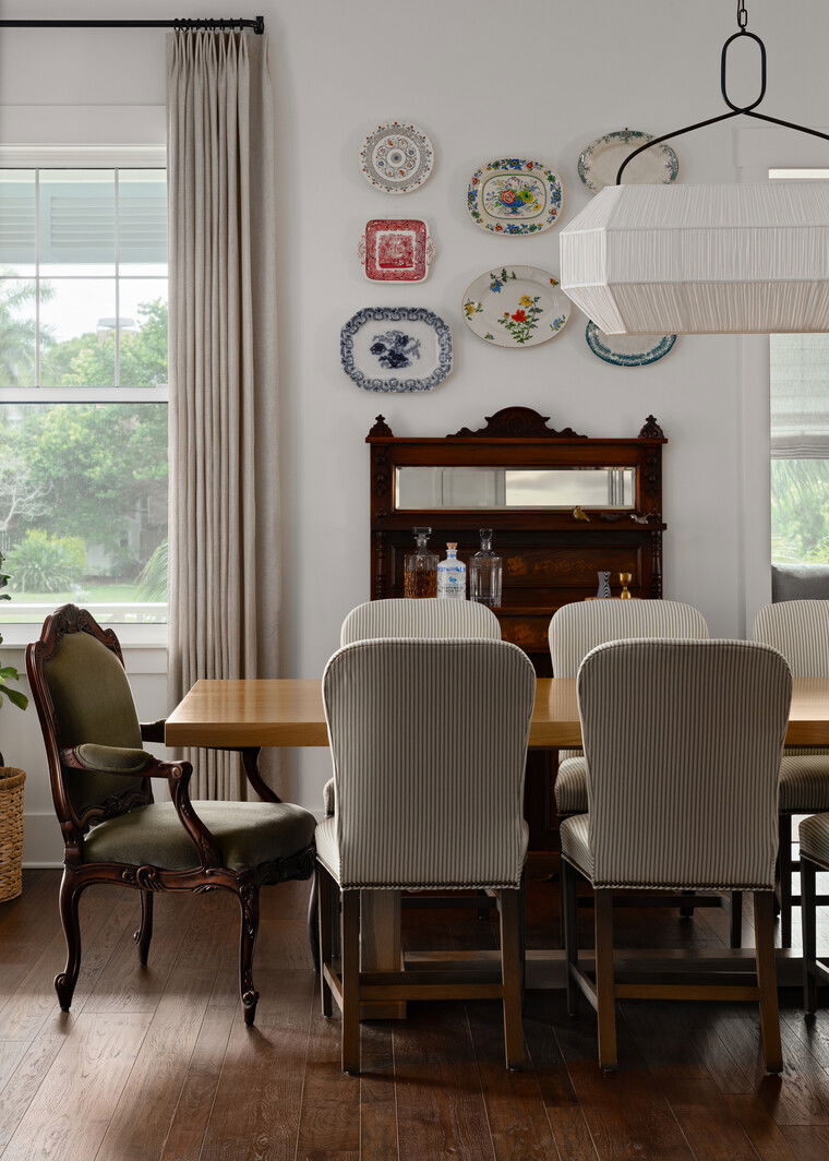 Online design Traditional Dining Room by Christina M. thumbnail