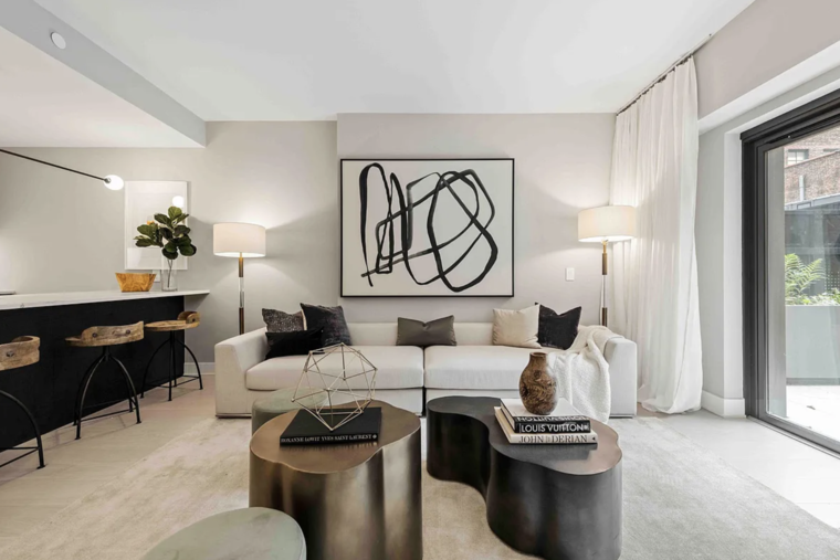 Online design Contemporary Living Room by Leanna S. thumbnail