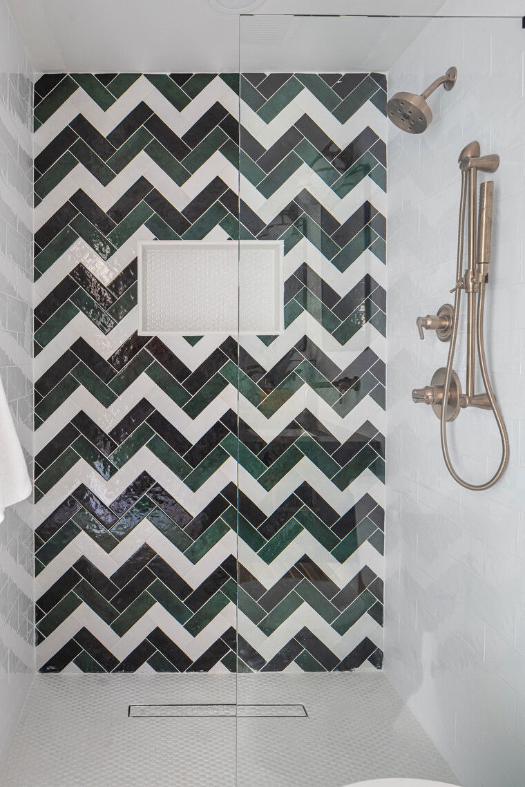Diseño en línea Baño Moderno de Carla A. miniatura