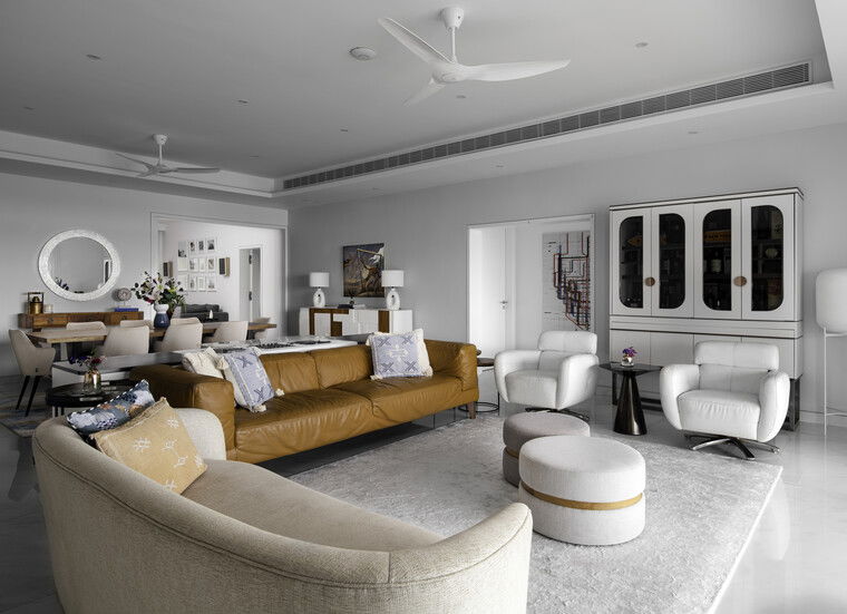 Online design Contemporary Living Room by Nazli U. thumbnail
