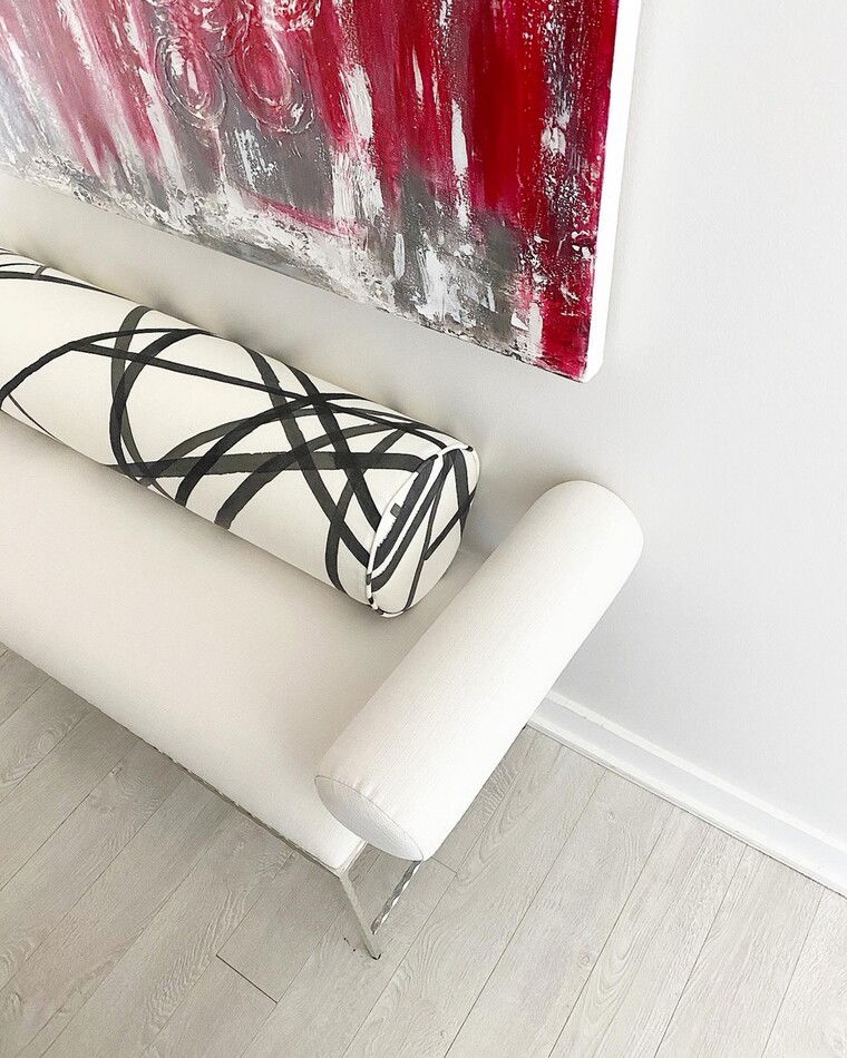 Online design Modern Hallway/Entry by Valerie D. thumbnail