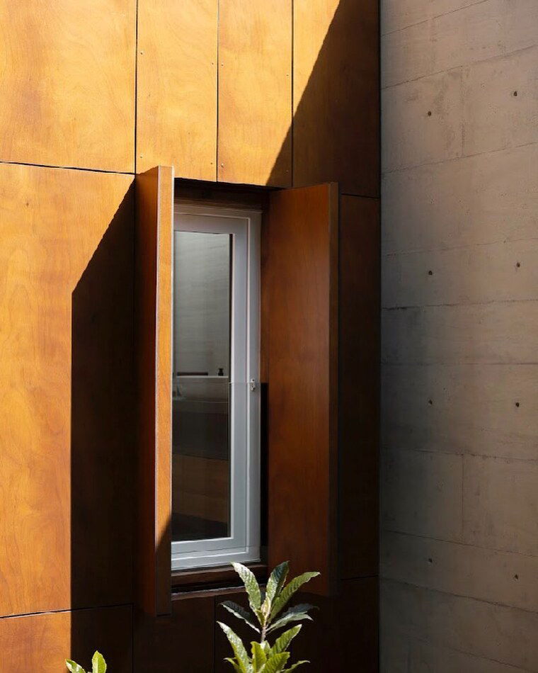 Online design Contemporary Other by Sofia V. thumbnail