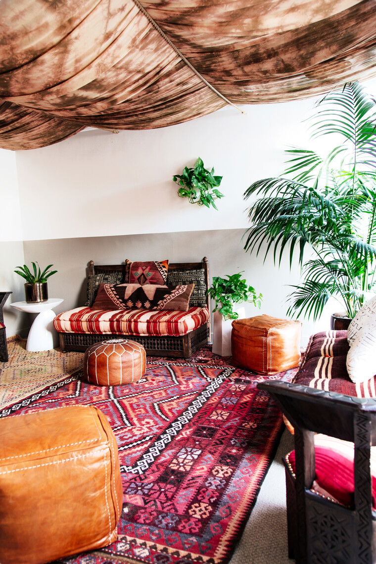 Online design Eclectic Business: 1 Space by Drea D. thumbnail