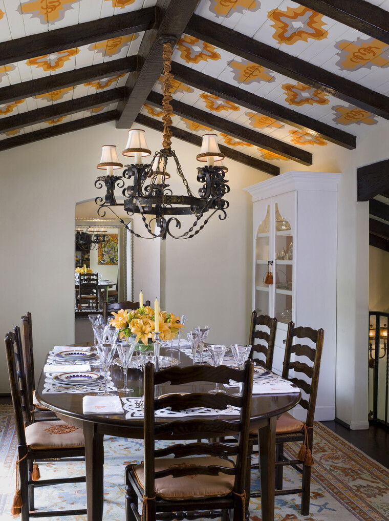 Online design Contemporary Dining Room by Lori D. thumbnail