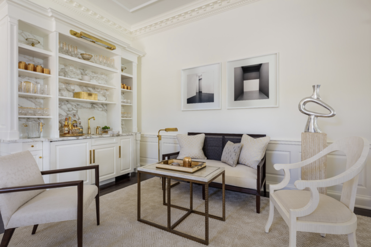 Online design Traditional Living Room by Samantha R. thumbnail