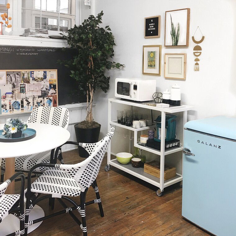 Online design Eclectic Business: 1 Space by Samantha W. thumbnail