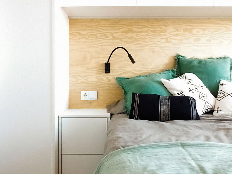 Online design Contemporary Bedroom by Ana V. thumbnail