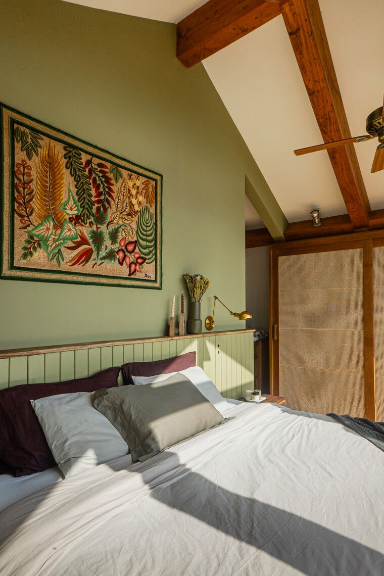 Online design Country/Cottage Bedroom by Gabriela L. thumbnail