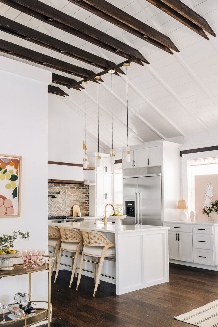 Online design Contemporary Kitchen by Maja E. thumbnail