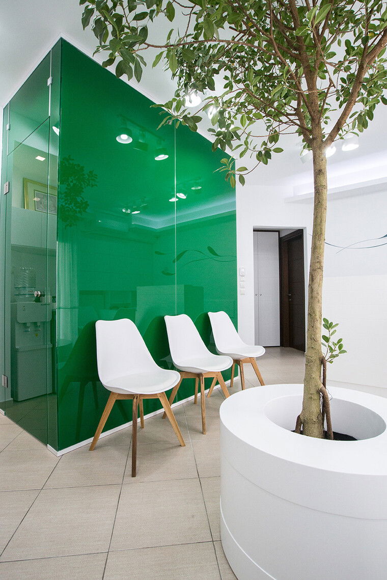 Online design Modern Business: 1 Space by Sandra K. thumbnail