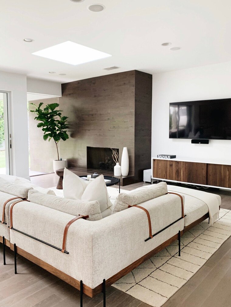 Online design Modern Living Room by Ashly C. thumbnail
