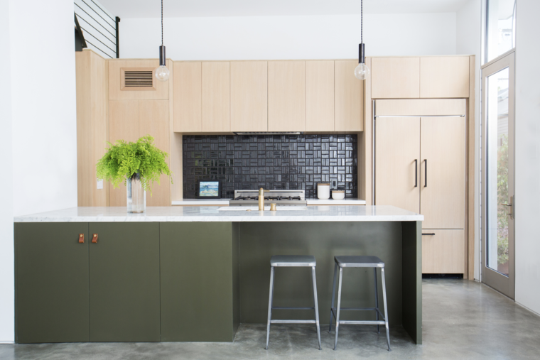 Online design Modern Kitchen by Ashley B. thumbnail