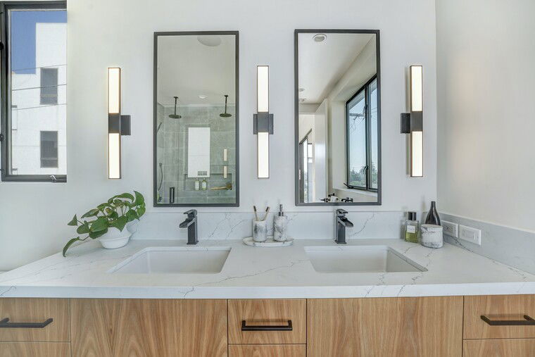 Online design Contemporary Bathroom by Kristin G. thumbnail