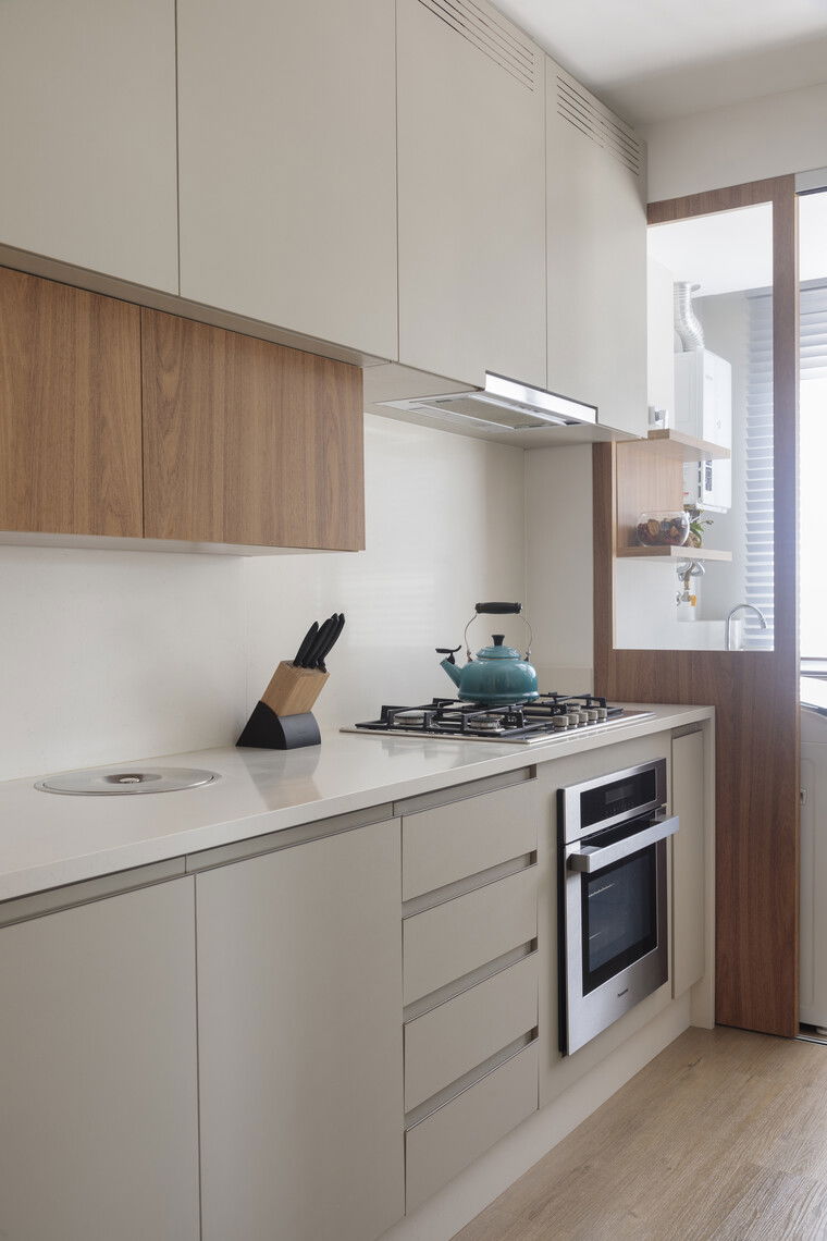 Online design Contemporary Kitchen by Gabriela L. thumbnail