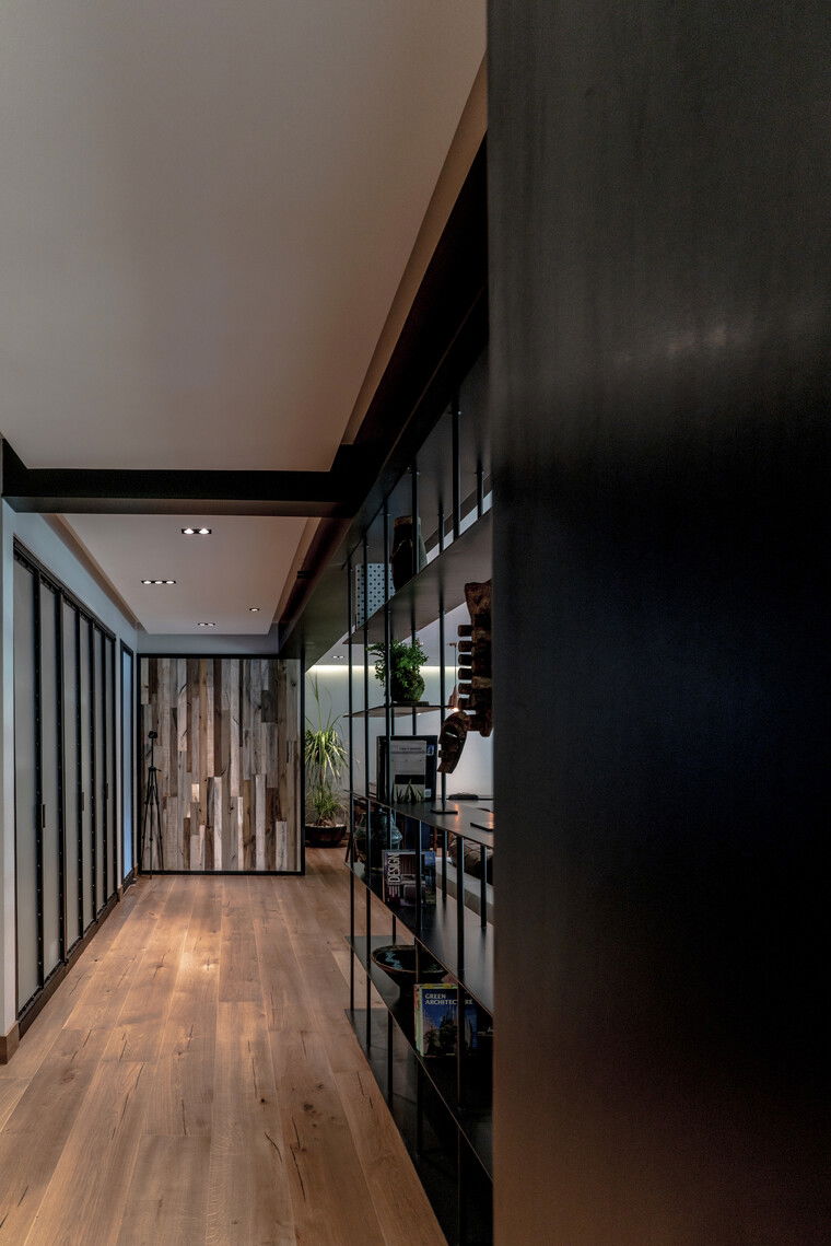 Online design Eclectic Hallway/Entry by Sofia V. thumbnail
