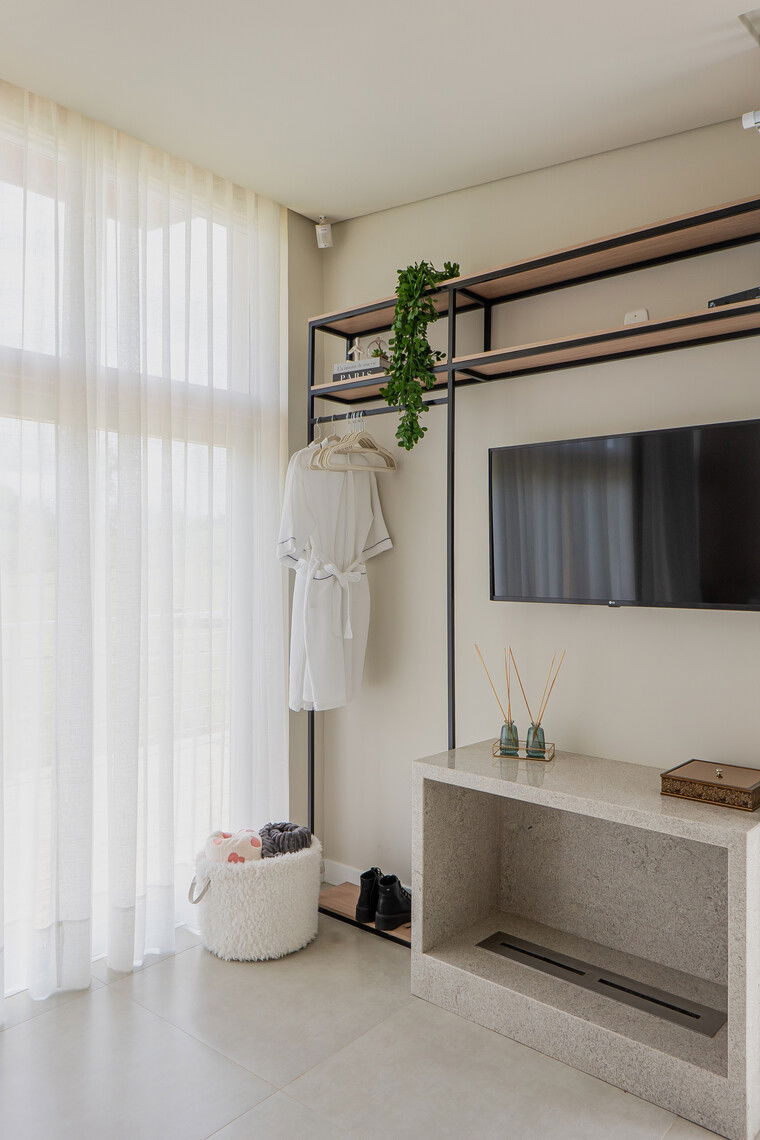 Online design Country/Cottage Bedroom by Gabriela L. thumbnail