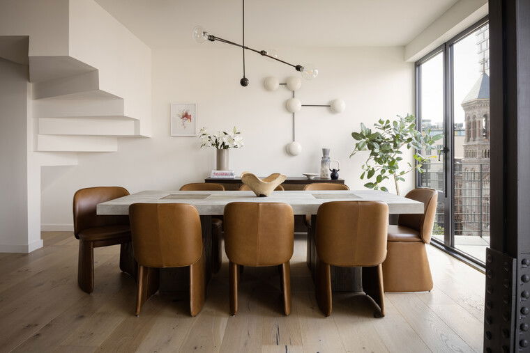 Online design Modern Dining Room by Jonathan K. thumbnail