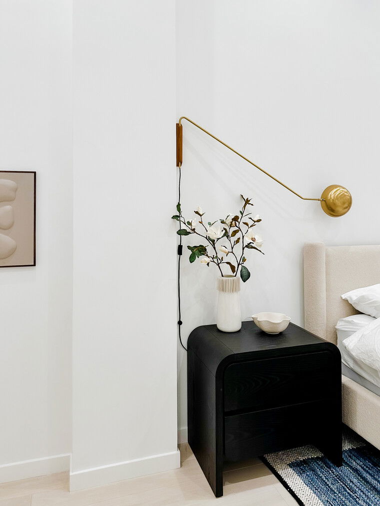 Diseño en línea de Dormitorio Moderno por Molly I. miniatura