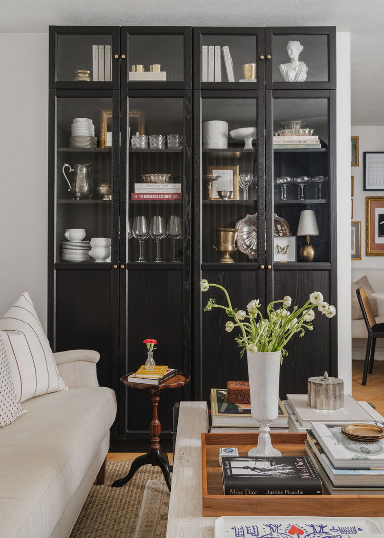 Online design Transitional Living Room by Christina M. thumbnail