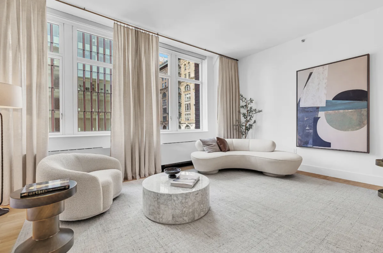 Online design Contemporary Living Room by Leanna S. thumbnail