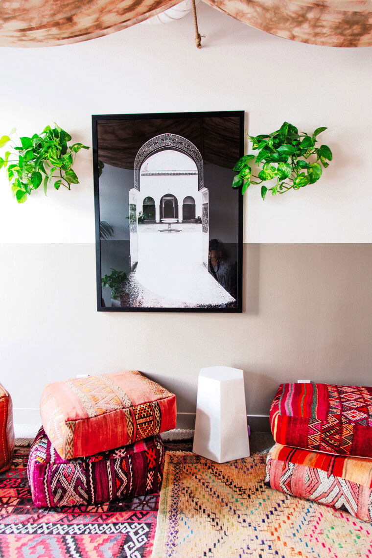 Online design Eclectic Business: 1 Space by Drea D. thumbnail