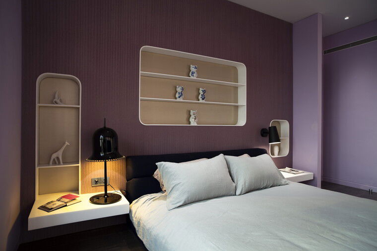Online design Contemporary Bedroom by Sergio M. thumbnail