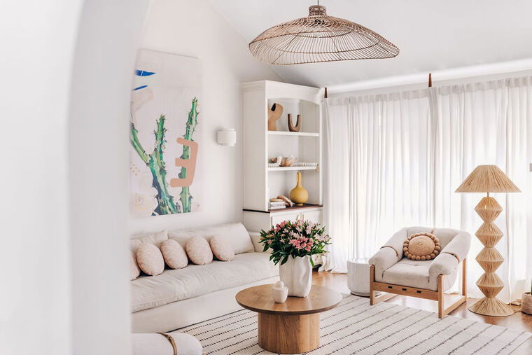 Online design Contemporary Living Room by Maja E. thumbnail