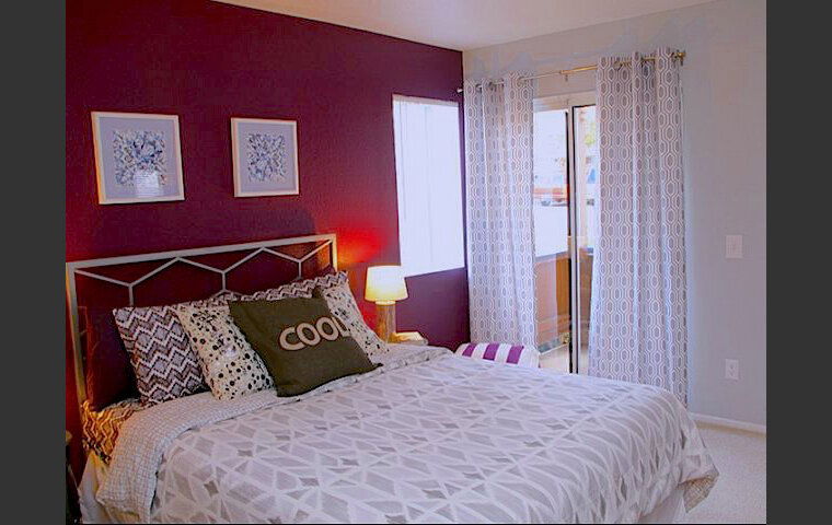 Online design Contemporary Bedroom by Felipe N. thumbnail