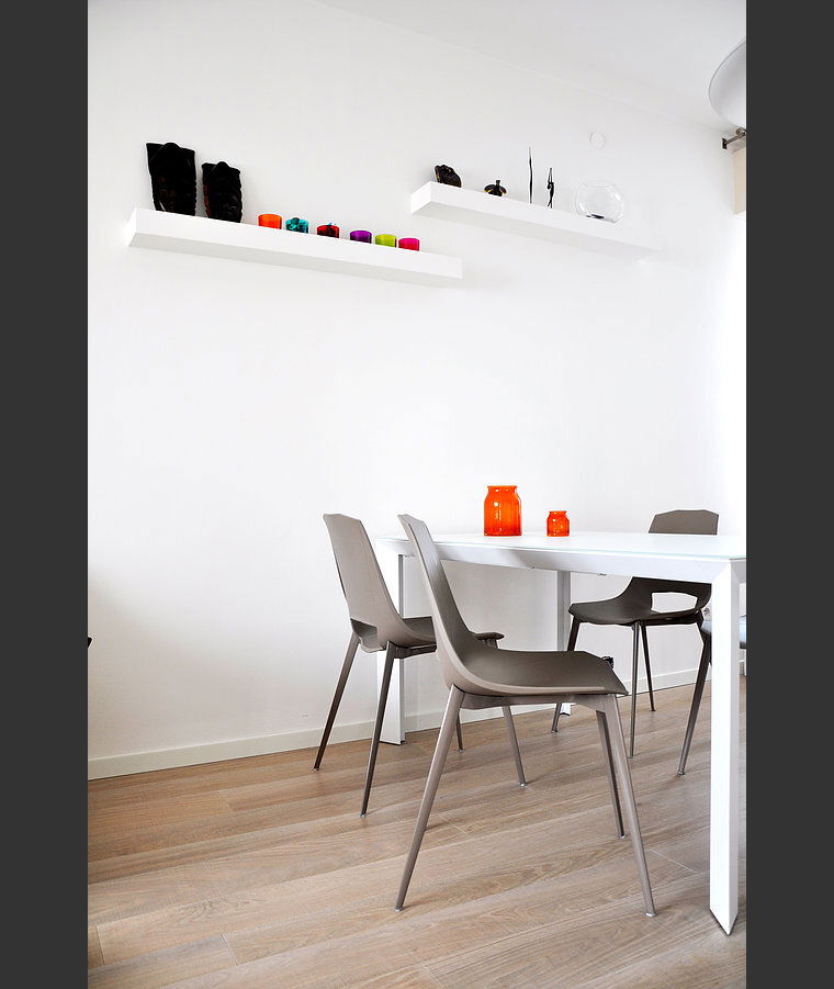 Online design Contemporary Kitchen by Ilaria C. thumbnail