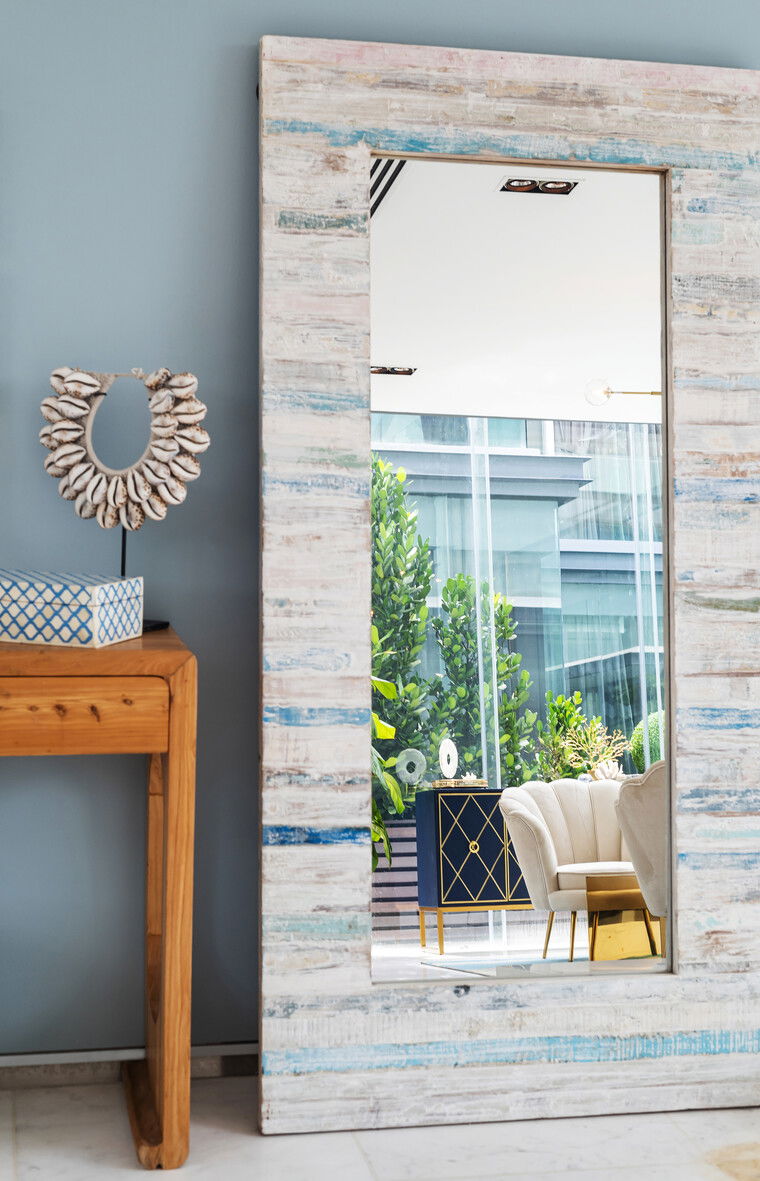 Online design Beach Hallway/Entry by Nazli U. thumbnail