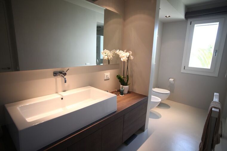 Online design Contemporary Bathroom by Roberto D thumbnail