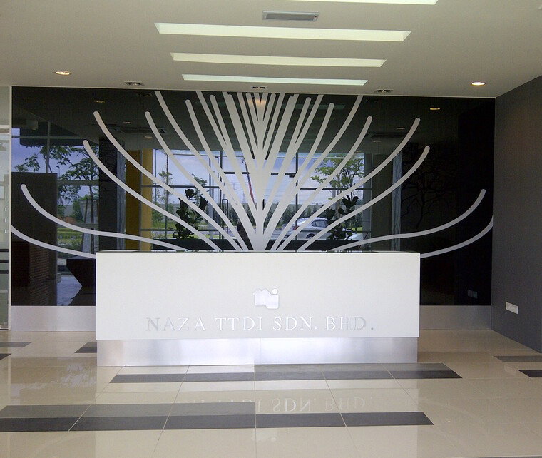 Online design Modern Business by Nor Aina M. thumbnail