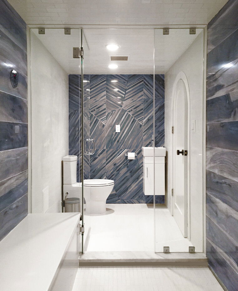 Online design Contemporary Bathroom by Joyce H. thumbnail