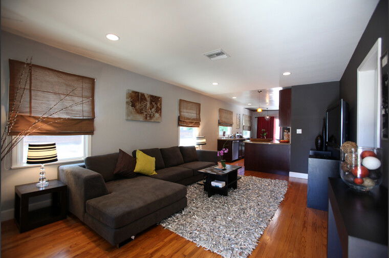 Online design Modern Combined Living/Dining by Serena Z.  thumbnail