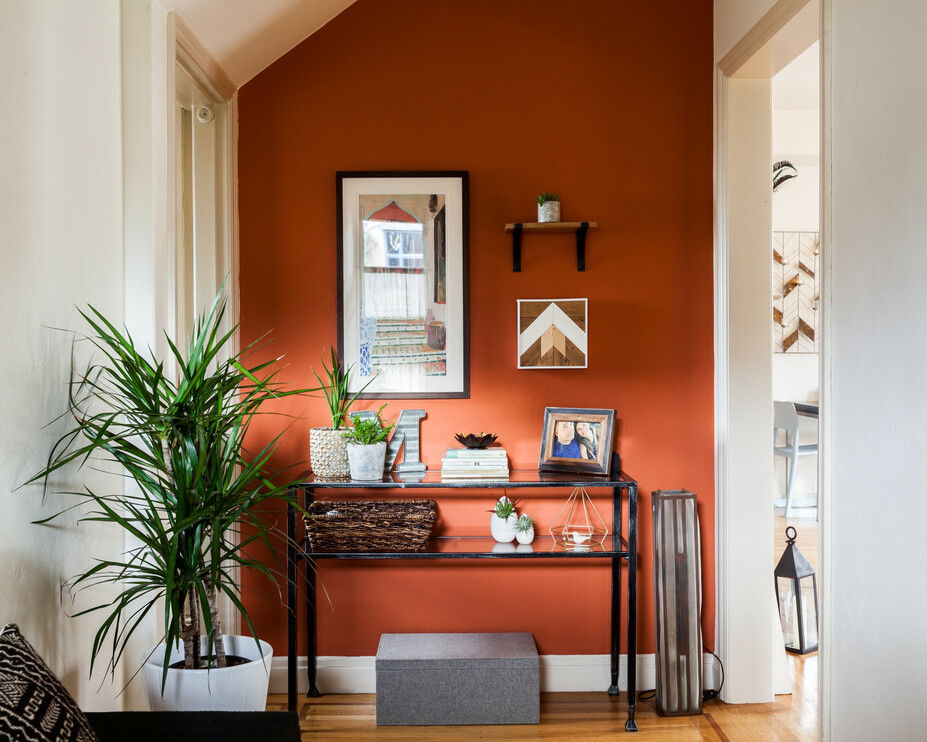 Hallway  by Charlotte Interior Designers