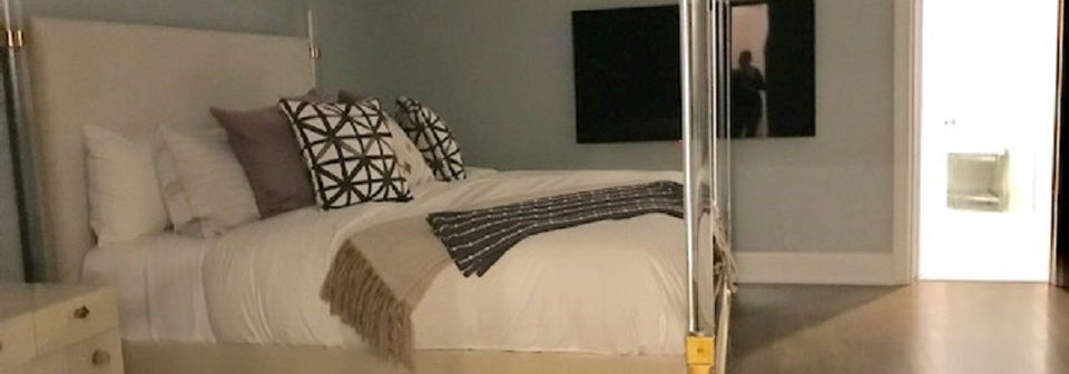 Dormitorio glamoroso y elegante - Foto antes