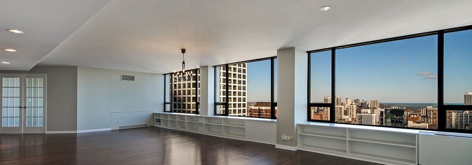 Diseño de interiores de penthouse sofisticado - Foto antes
