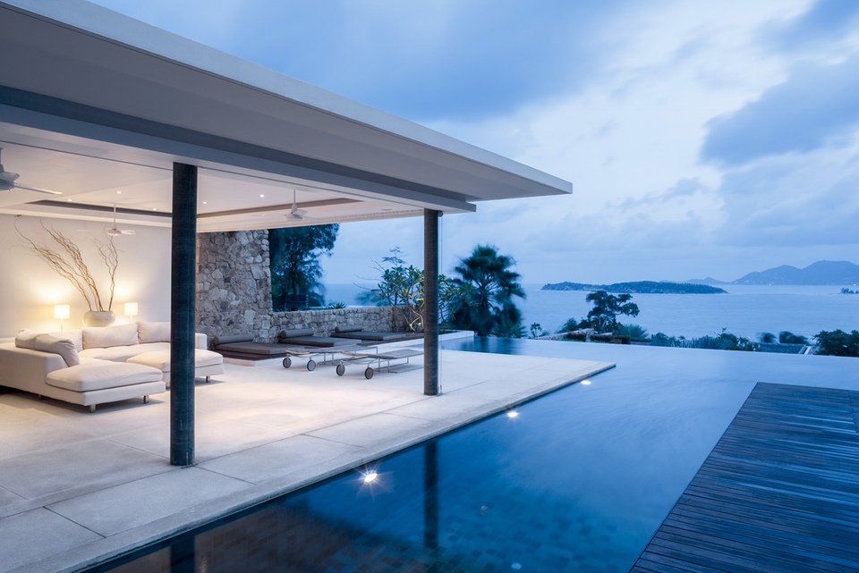 Tropical Oasis Outdoor Living Design
