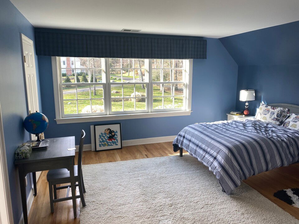 Bedroom Design interior design help