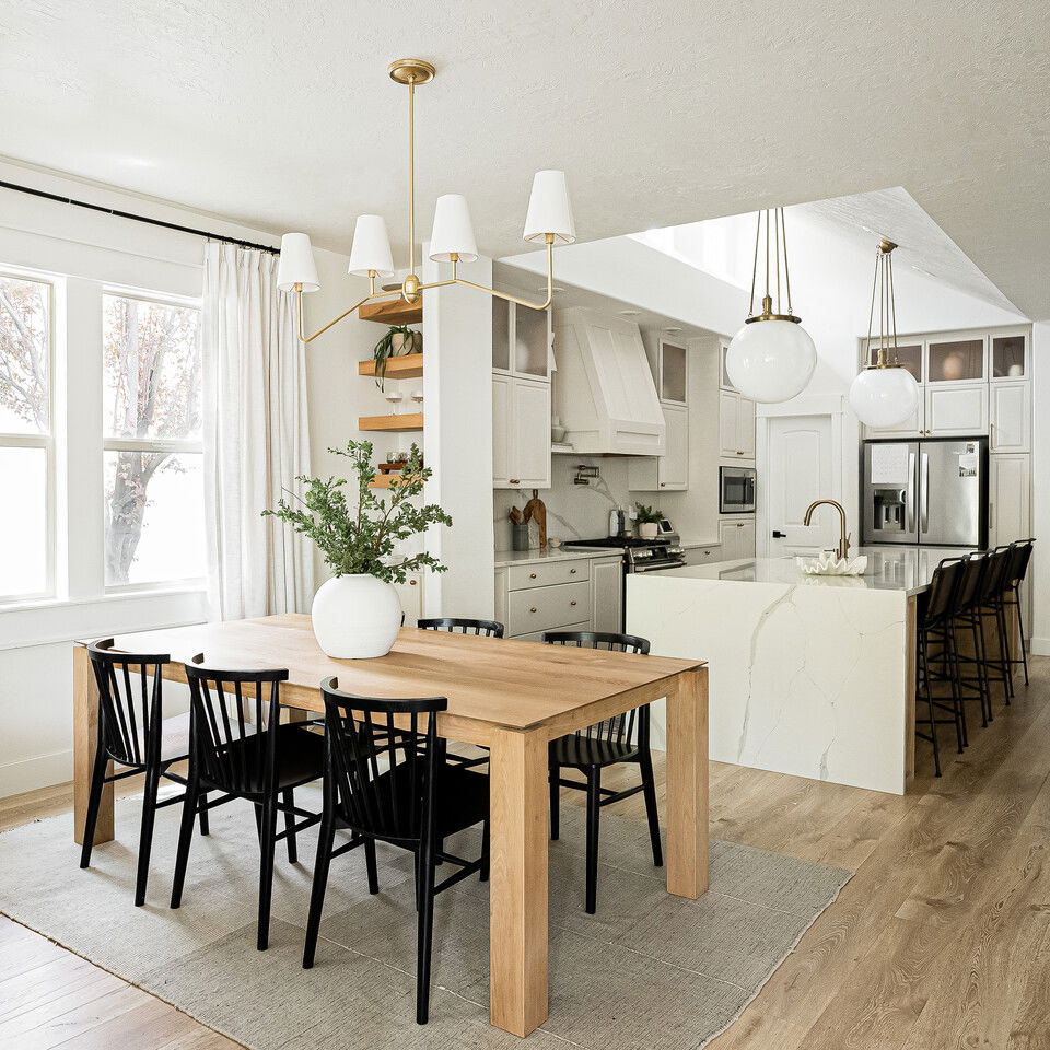 Minimalist White Kitchen Renovation 