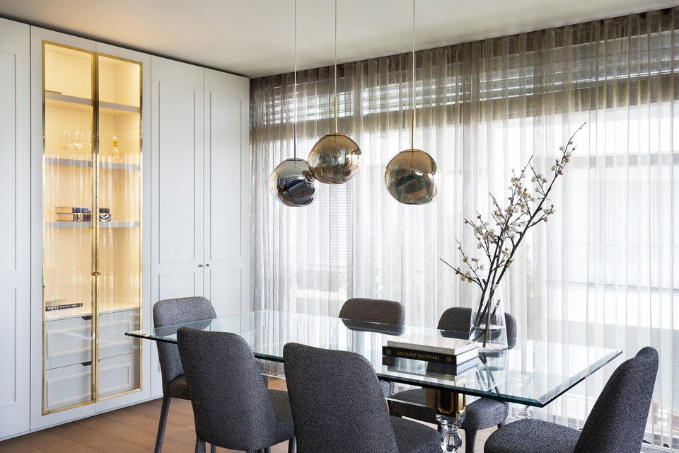 Contemporary Dining Room Designer