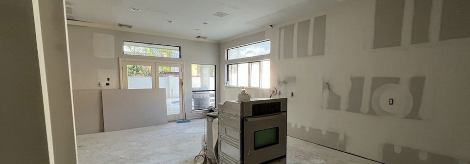 Renovación Masculina de Cocina, Bar y Baño - Foto Antes