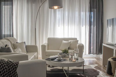 Online design Contemporary Living Room by Suzan M. thumbnail