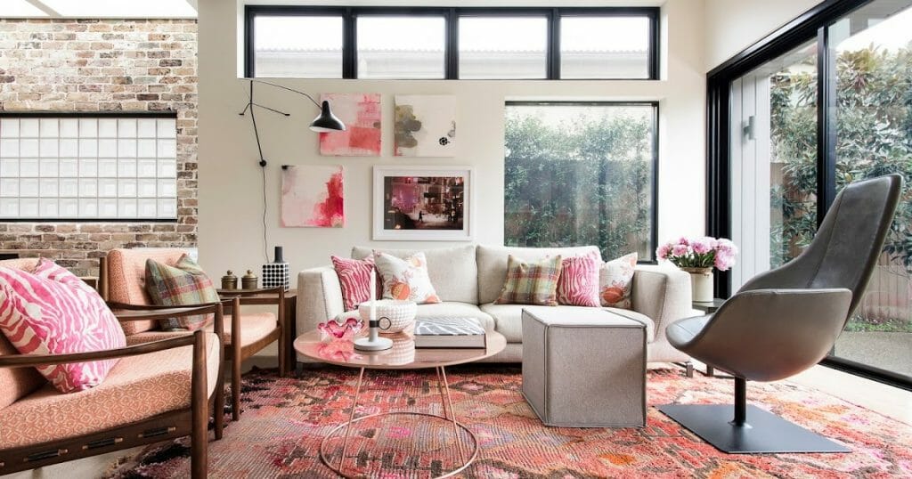 7 Ways To Incorporate Pink Home Decor | Decorilla Online Interior