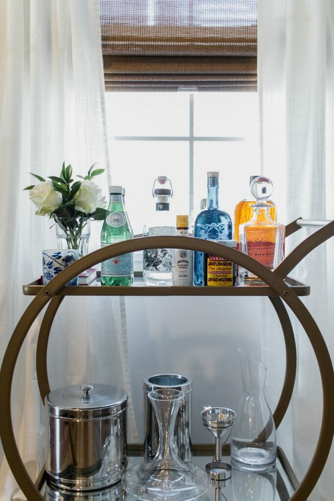 Bar Cart Ideas 101 5 Best Designer Bar Cart Styling Tips Decorilla