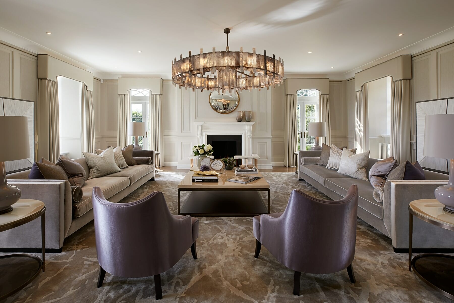 Antes & Después: Diseño de Interiores Glamuroso para una Nueva Construcción por decoradores de interiores en Sarasota, Florida