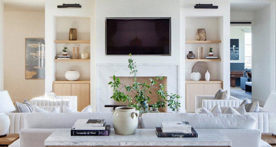 Transitional interior design living room by Decorilla designer, Amber D.