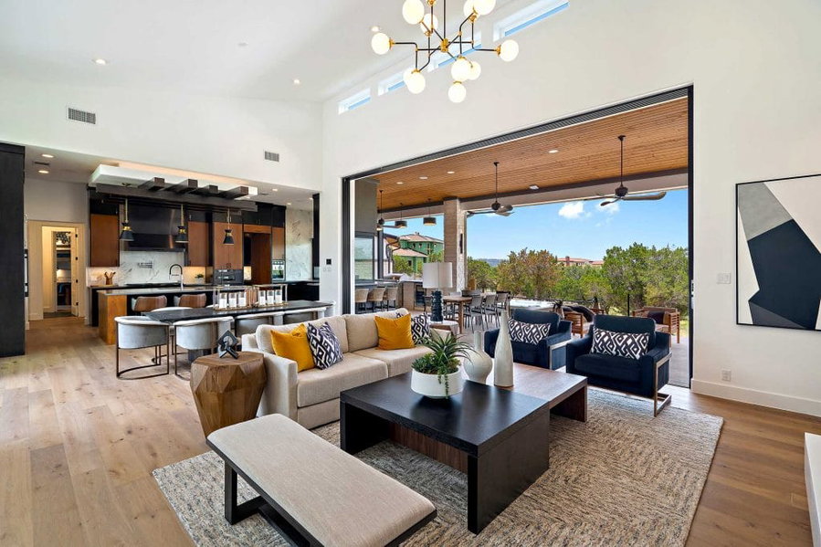 Cohesive open plan living by Decorilla designer Candis G.