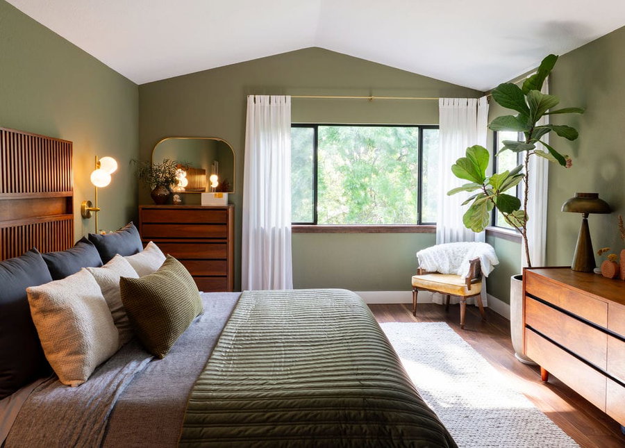 Modern vintage bedroom design by Decorilla
